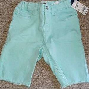 Oshkosh B'gosh girls' skimmer short size 8 seafoam(color)